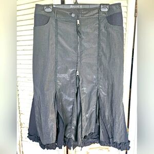 Vintage Y2K Skirt With Ruffles And Zippers L